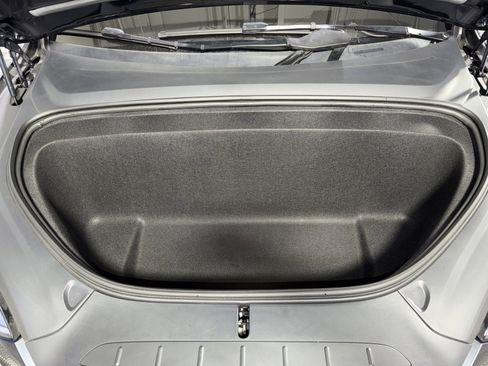 Used 2023 Tesla Model X image 34