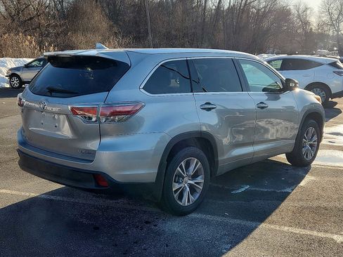 Used 2015 Toyota Highlander XLE image 4