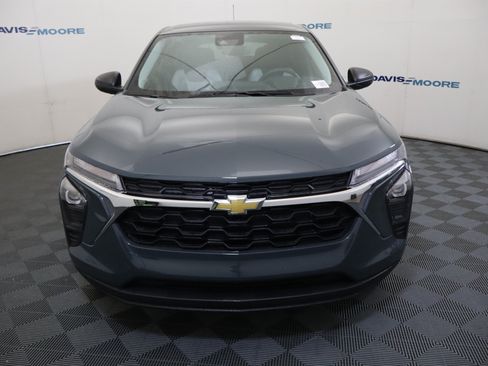 New 2026 Chevrolet Trax LS FWD image 14