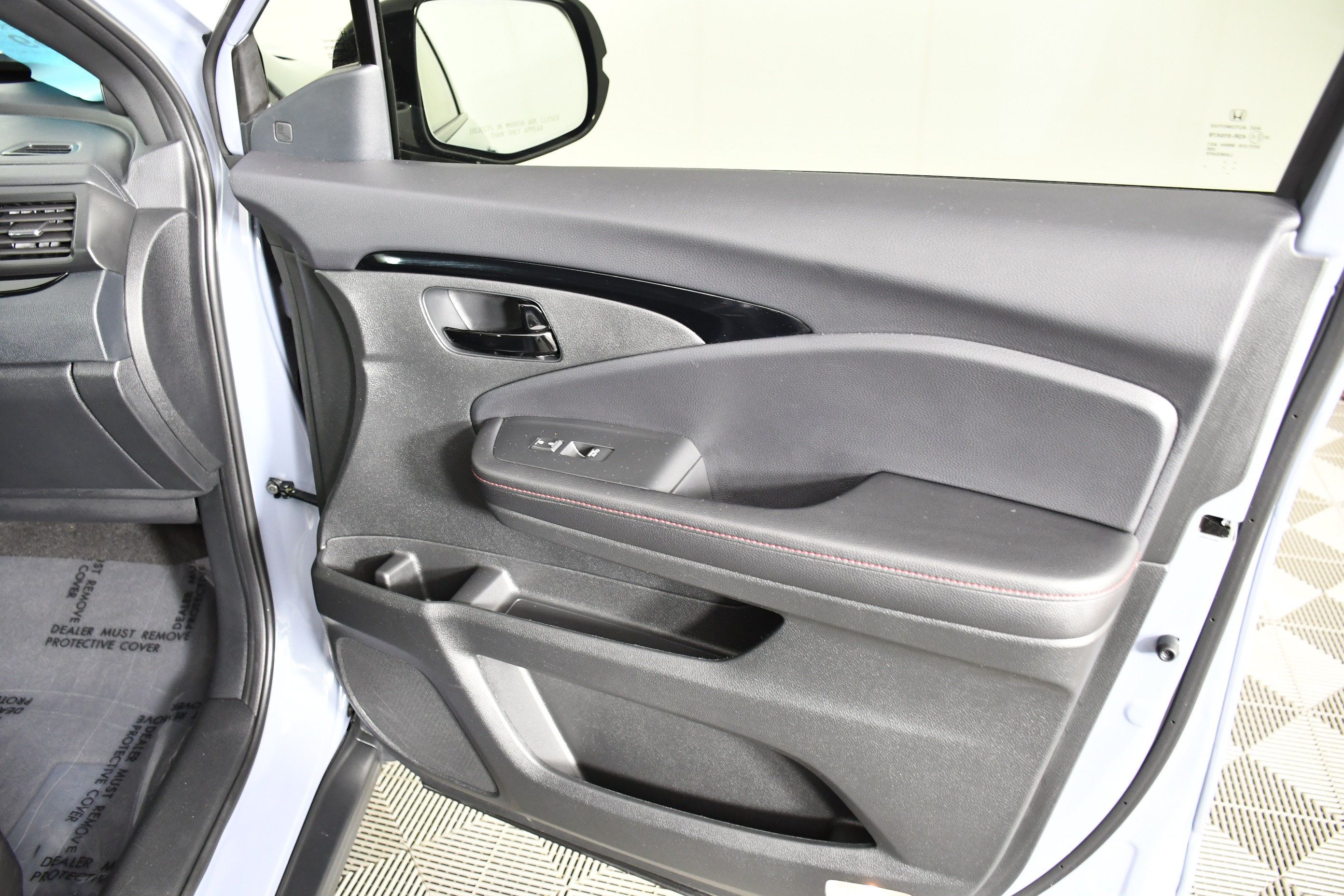 Used 2024 Honda Passport Black Edition image 42