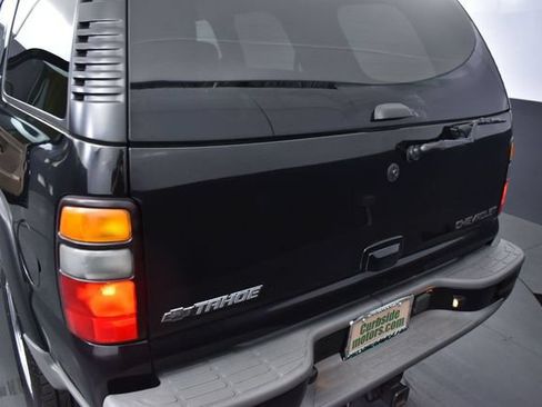 Used 2005 Chevrolet Tahoe Z71 w/ Preferred Equipment Group AWD/4WD image 16