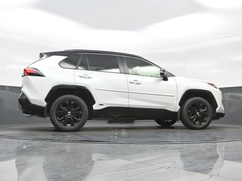Used 2023 Toyota RAV4 XSE AWD/4WD image 35