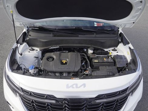 Used 2025 Kia Seltos EX w/ EX Sunroof Package image 4