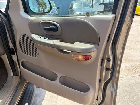Used 2002 Ford F150 XL RWD image 14