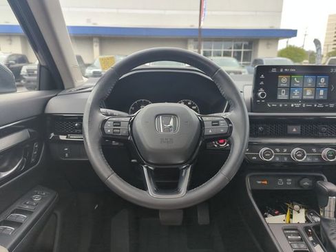 Used 2023 Honda CR-V EX-L image 16