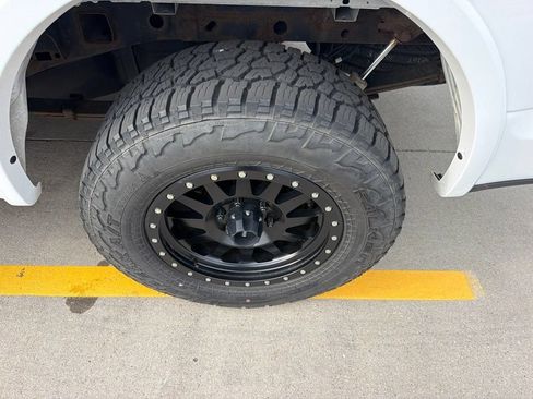 Used 2016 Ford F150 XLT w/ Equipment Group 302A Luxury AWD/4WD image 8