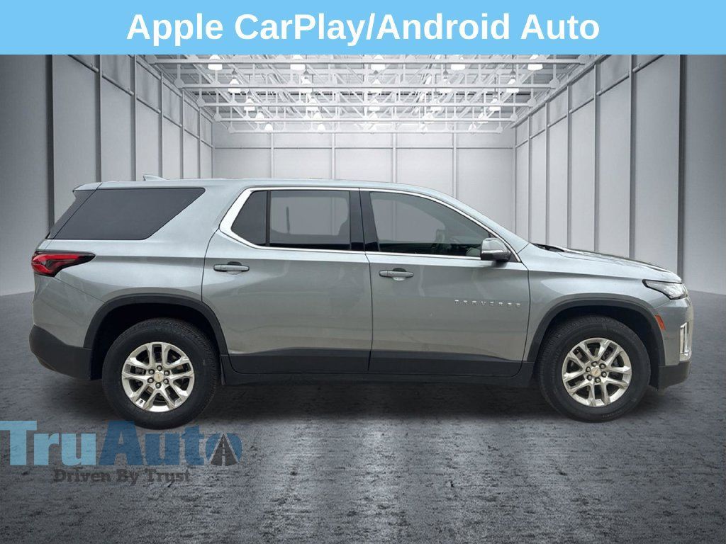 Used 2024 Chevrolet Traverse LS w/ Safety Package FWD image 9