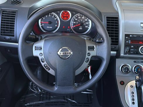 Used 2012 Nissan Sentra 2.0 S FWD image 16