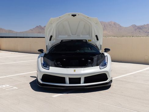 Used 2018 Ferrari 488 GTB RWD image 25