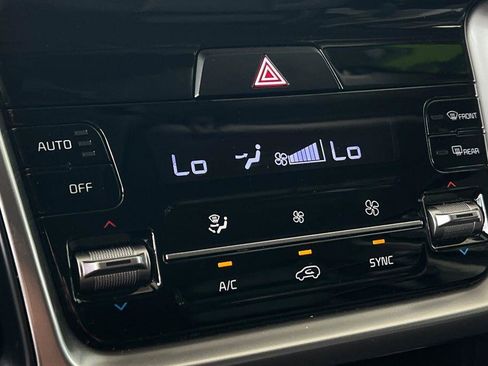 Used 2023 Kia Sorento S FWD image 21