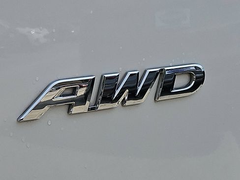 Used 2021 Honda CR-V EX image 32