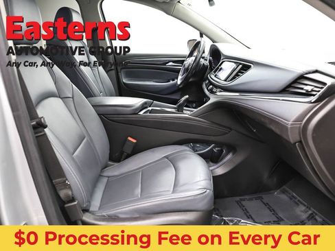 Used 2021 Buick Enclave Essence w/ Sport Touring Edition FWD image 25
