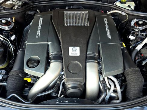 Used 2013 Mercedes-Benz S 63 AMG image 12