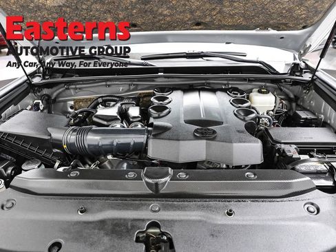 Used 2024 Toyota 4Runner SR5 AWD/4WD image 7