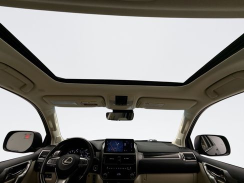Used 2023 Lexus GX 460 Premium image 18