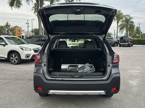 New 2025 Subaru Outback Limited image 24