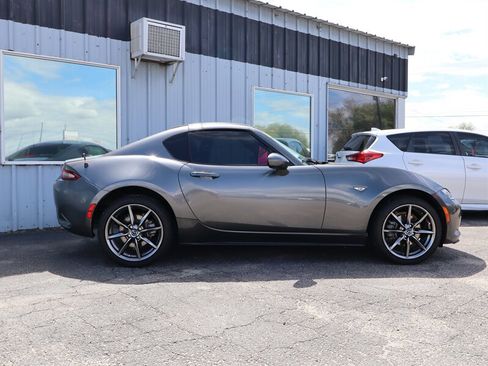 Used 2018 MAZDA MX-5 Miata RF Grand Touring RWD image 2