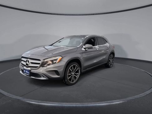Used 2016 Mercedes-Benz GLA 250 4MATIC image 3