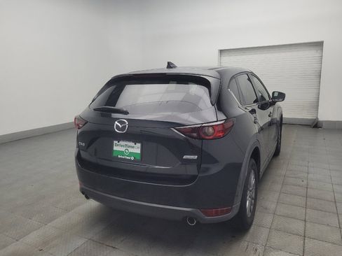 Used 2017 MAZDA CX-5 Touring w/ Preferred Equipment Package FWD image 9