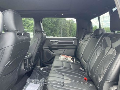 New 2025 RAM 1500 Big Horn AWD/4WD image 19