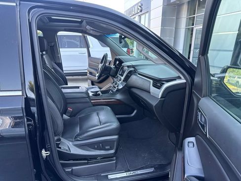 Used 2019 GMC Yukon SLT RWD image 14