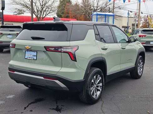 New 2026 Chevrolet Equinox LT w/ Convenience Package II FWD image 6