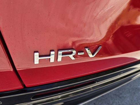 Used 2025 Honda HR-V EX-L image 13