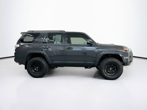 Used 2024 Toyota 4Runner TRD Off-Road Premium w/ Moonroof Package AWD/4WD image 10