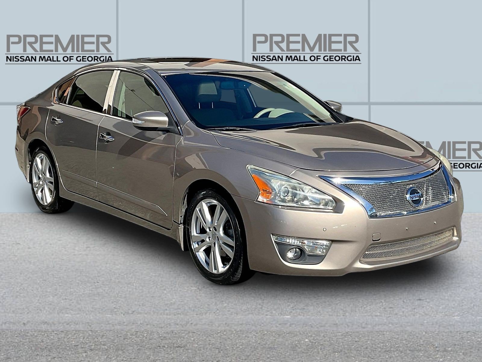 Used 2015 Nissan Altima 3.5 SL FWD image 3