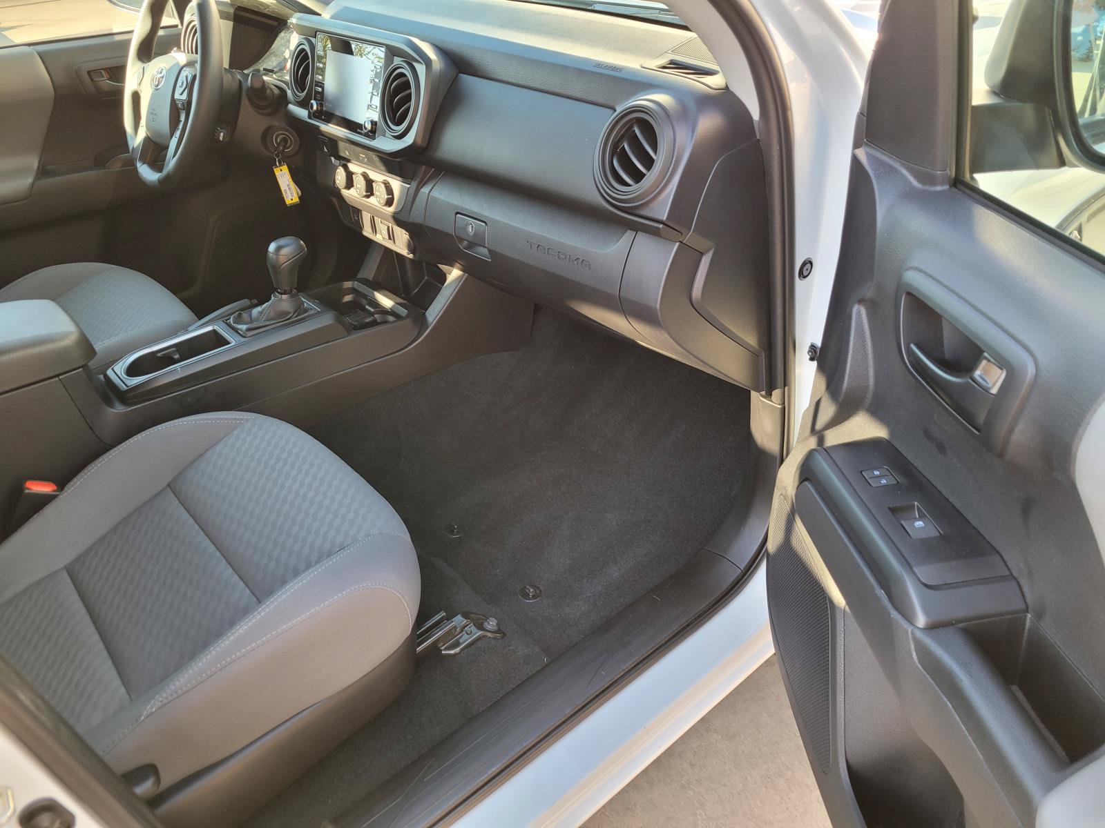 Used 2020 Toyota Tacoma SR RWD image 22