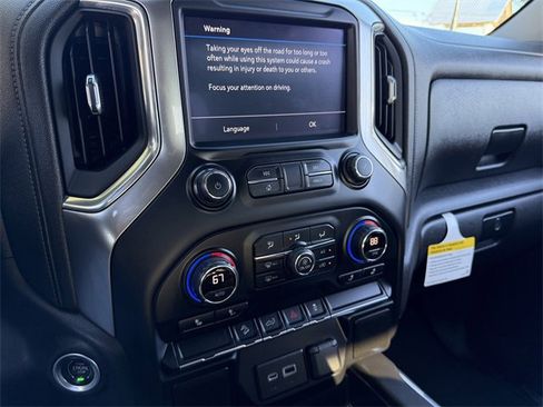 Used 2021 Chevrolet Silverado 1500 LT Trail Boss w/ Bed Protection Package image 13