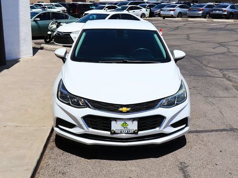 Used 2018 Chevrolet Cruze LS FWD image 15