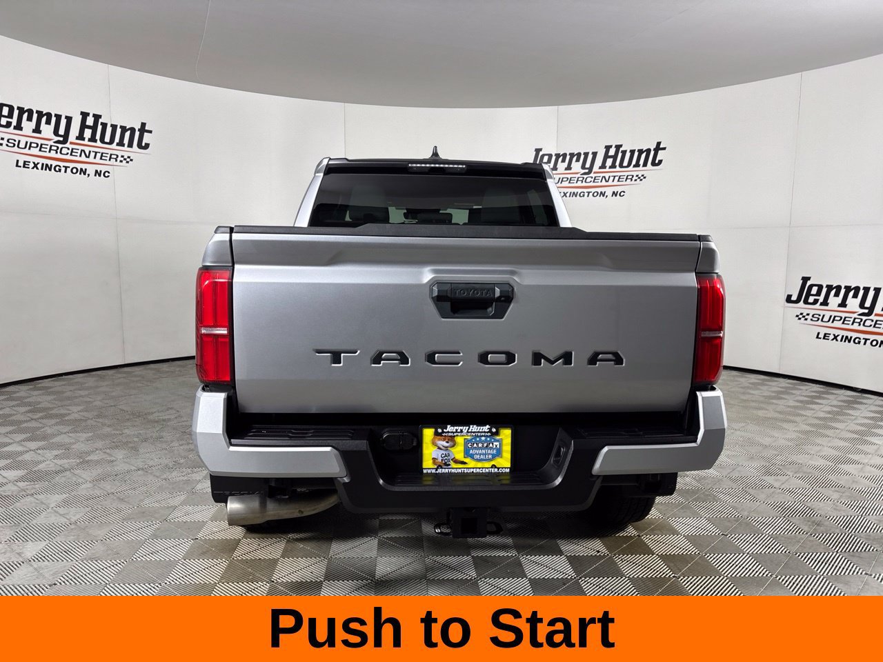 Used 2025 Toyota Tacoma SR5 RWD image 7
