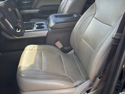 Used 2017 Chevrolet Silverado 1500 LTZ Z71 w/ LTZ Plus Package AWD/4WD image 19