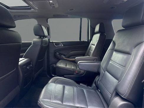 Used 2017 GMC Yukon XL Denali w/ Open Road Package RWD image 10
