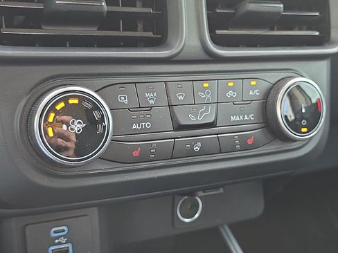 Used 2024 Ford Maverick XLT w/ XLT Luxury Package image 18