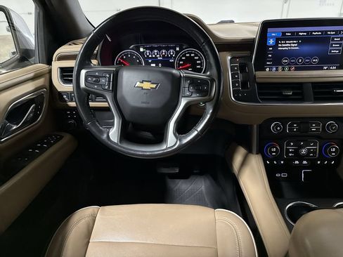Used 2021 Chevrolet Suburban Premier AWD/4WD image 11