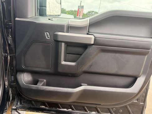 Used 2017 Ford F150 XLT w/ Equipment Group 302A Luxury RWD image 25
