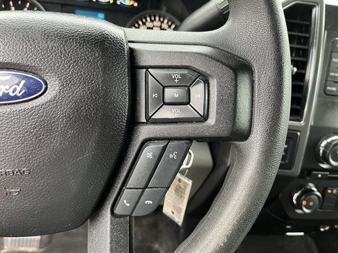 Used 2017 Ford F150 XLT AWD/4WD image 21