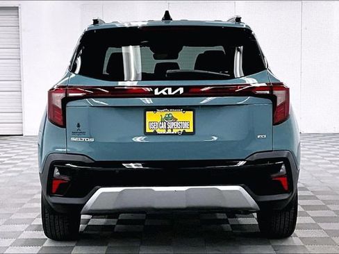 Used 2025 Kia Seltos EX image 5