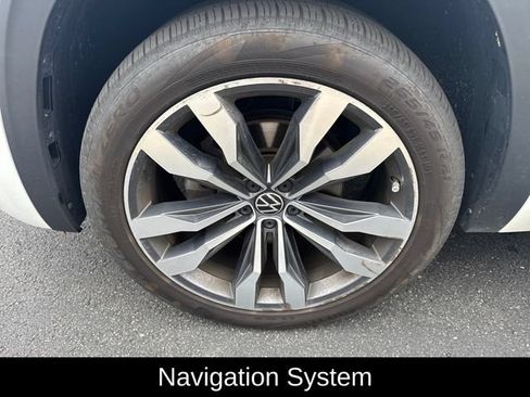 Used 2022 Volkswagen Atlas SEL Premium AWD/4WD image 10