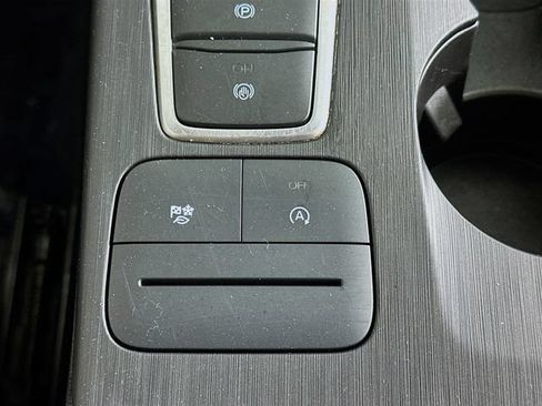 Used 2024 Ford Escape Active AWD/4WD image 19