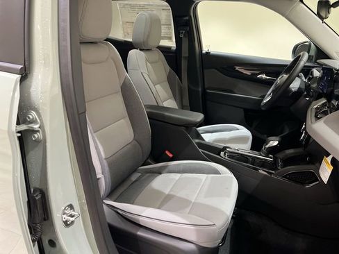 New 2026 Chevrolet TrailBlazer LT w/ LT Cold Weather Package AWD/4WD image 22