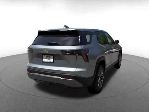 Used 2025 Chevrolet Equinox LT FWD image 14