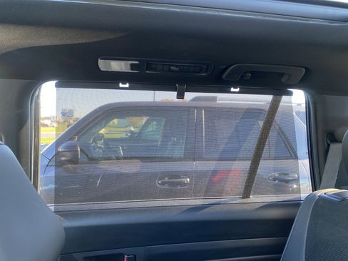 Used 2024 Toyota Grand Highlander AWD Hybrid image 25