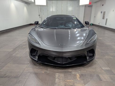 Used 2022 McLaren GT image 2
