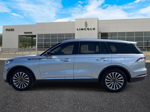 Certified 2022 Lincoln Aviator Reserve AWD/4WD image 6