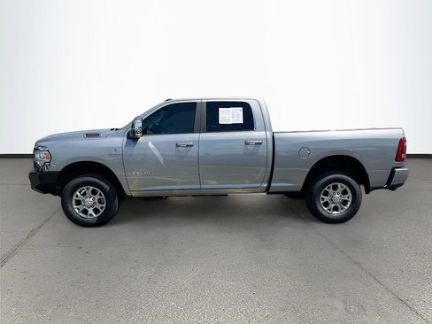 Used 2023 RAM 3500 Laramie AWD/4WD image 4