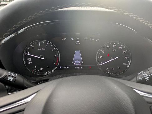 Used 2023 Buick Envision Essence image 19