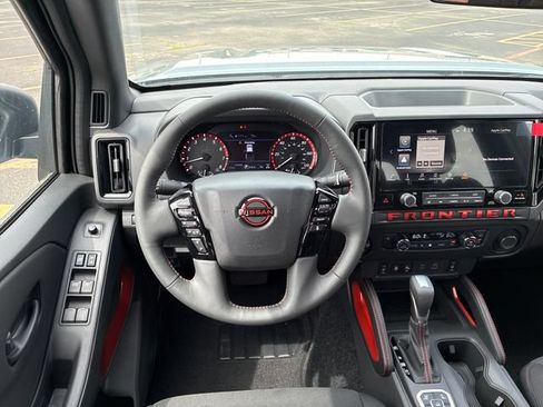 New 2026 Nissan Frontier PRO-4X w/ Tow Package AWD/4WD image 18